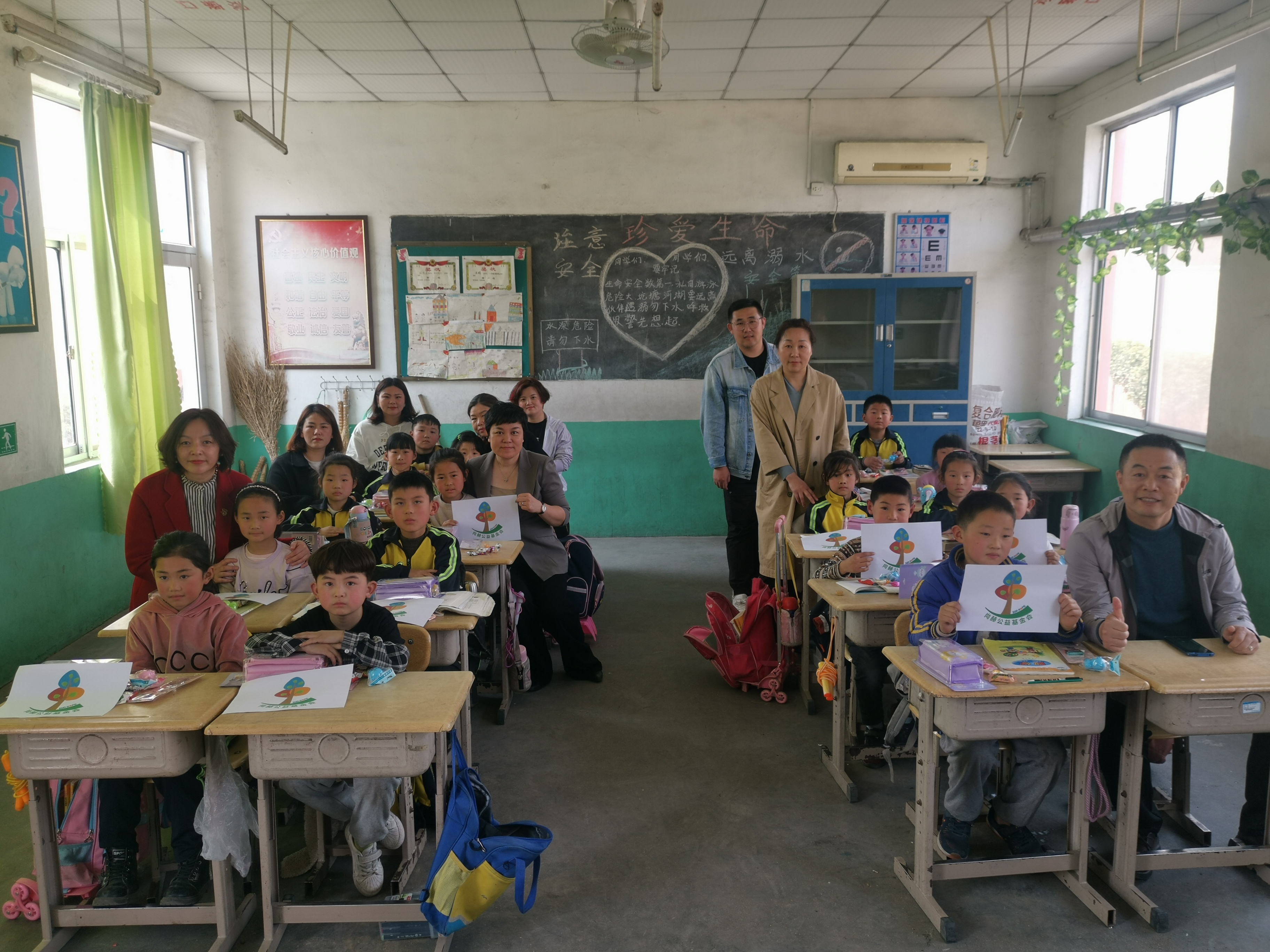 第209所 平度市崔家集镇状元府米兰体育平台官方网站-米兰(中国)
刘丽新小学