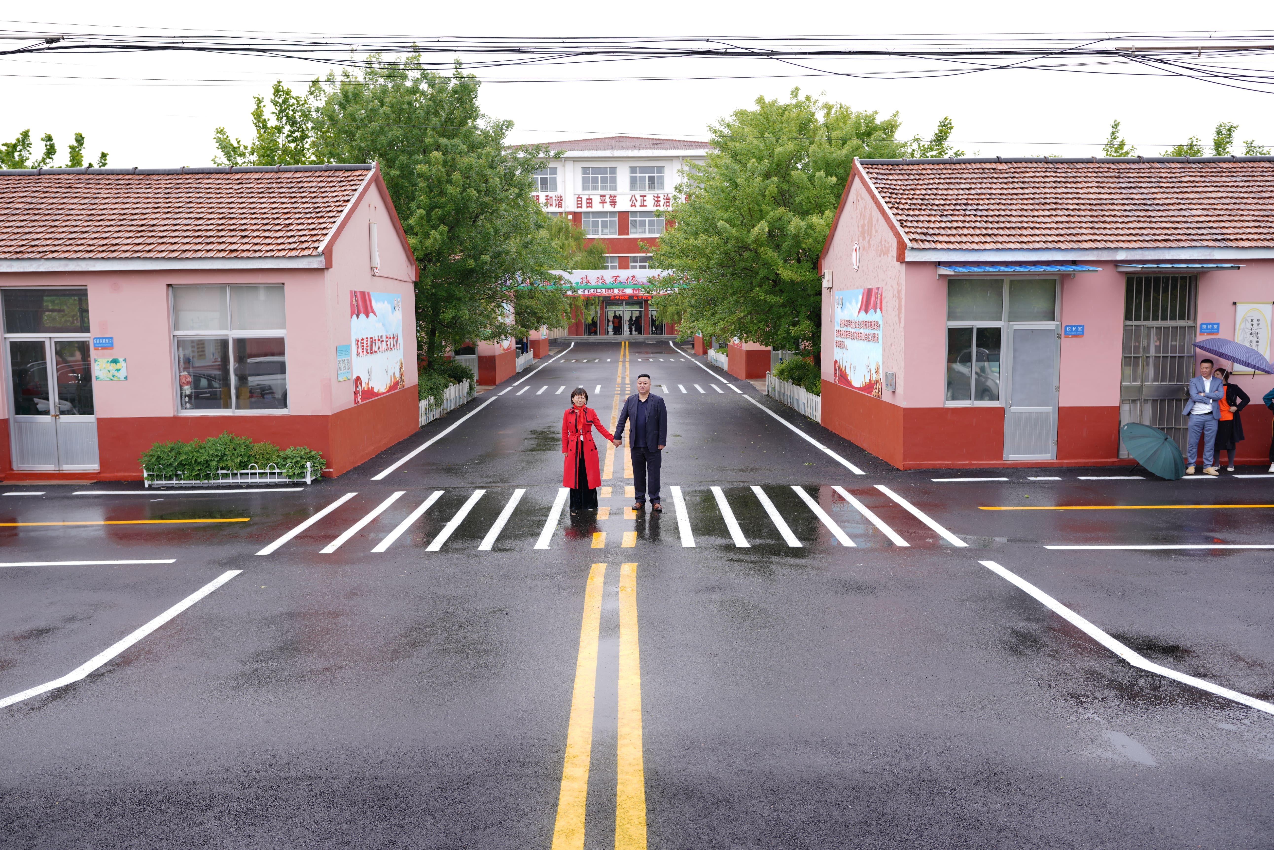 第213所 平度市崔家集镇崔家集米兰体育平台官方网站-米兰(中国)
周玉洁小学