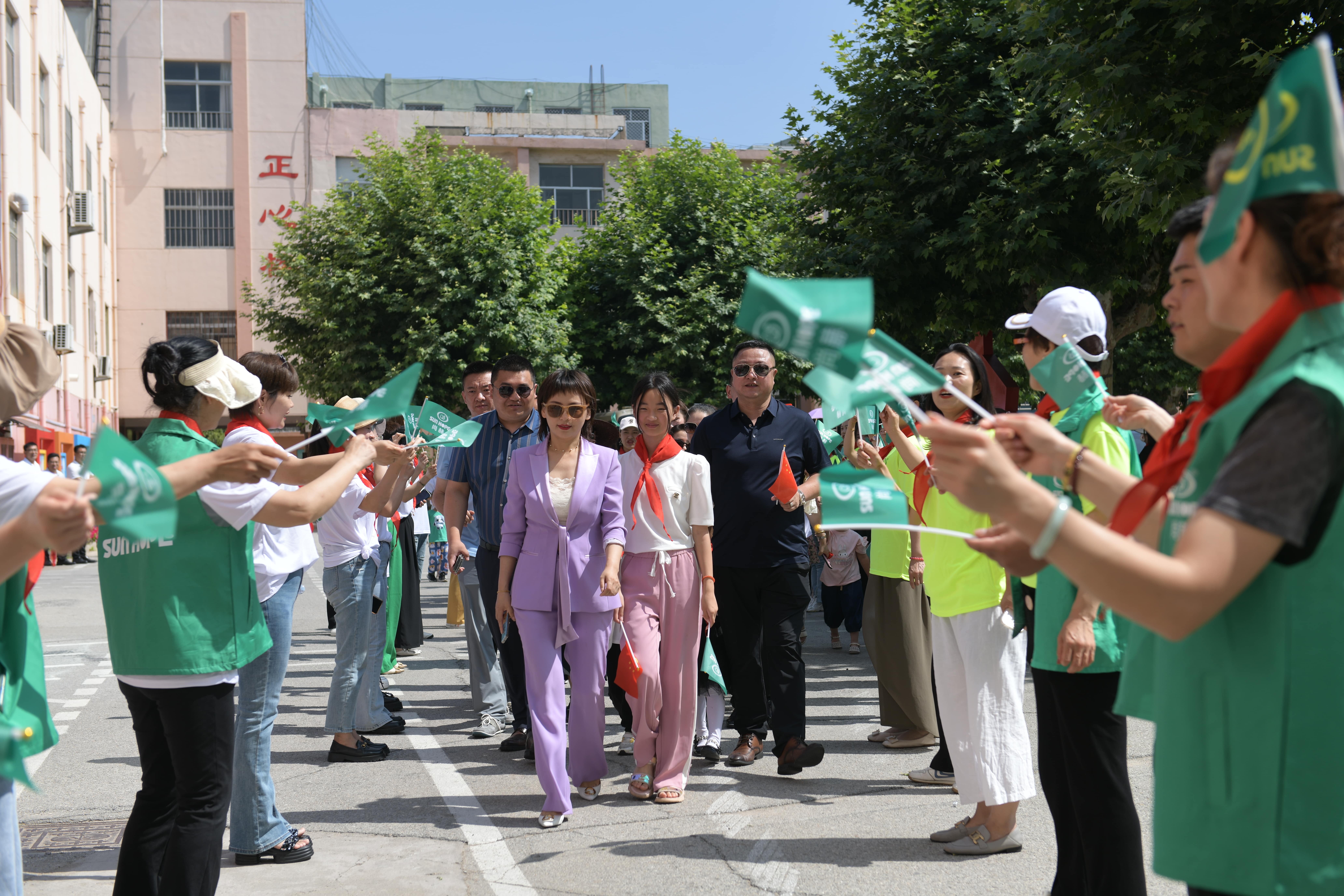 第233所 山东省平度市东阁街道米兰体育平台官方网站-米兰(中国)
周玉洁小学 第233所 山东省平度市东阁街道米兰体育平台官方网站-米兰(中国)
周玉洁小学