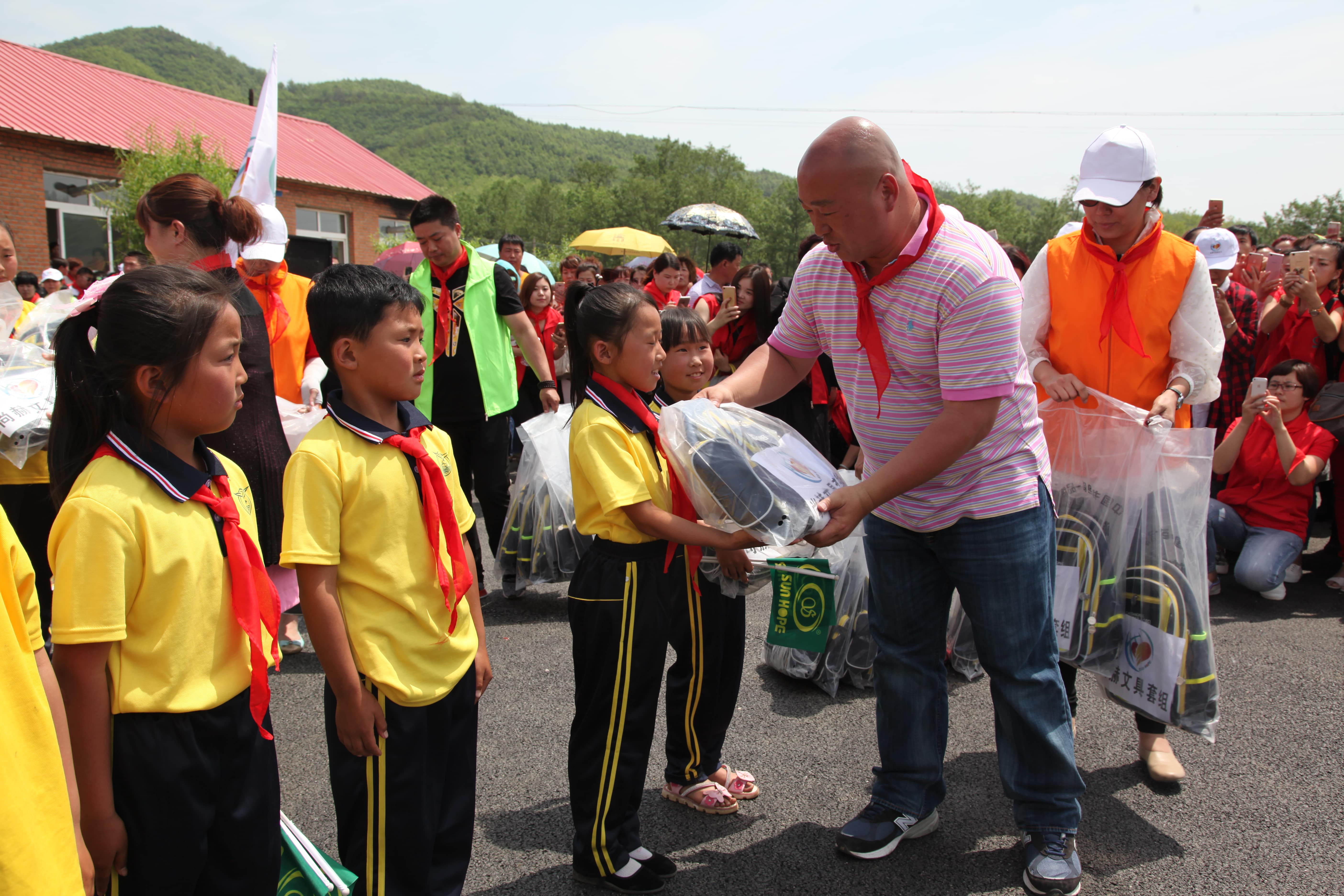 第52所 岫岩县前营镇西大营米兰体育平台官方网站-米兰(中国)
董波小学